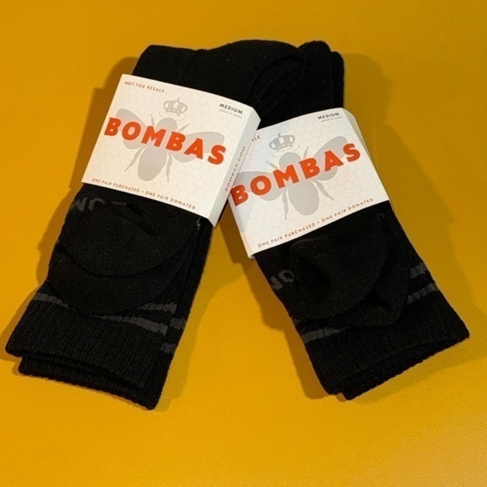 Bombas Bundle of 2 Pairs Sz Medium Unisex High Rise Athletic Sport Comfort Socks